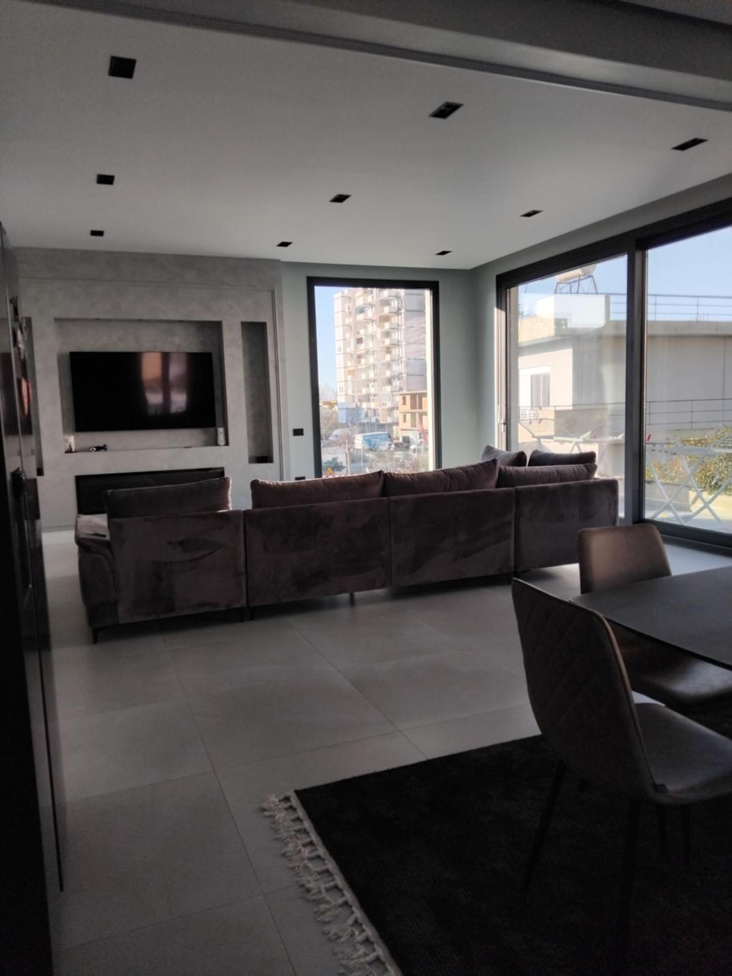 Hotel apartamentowy Bled's Wlora