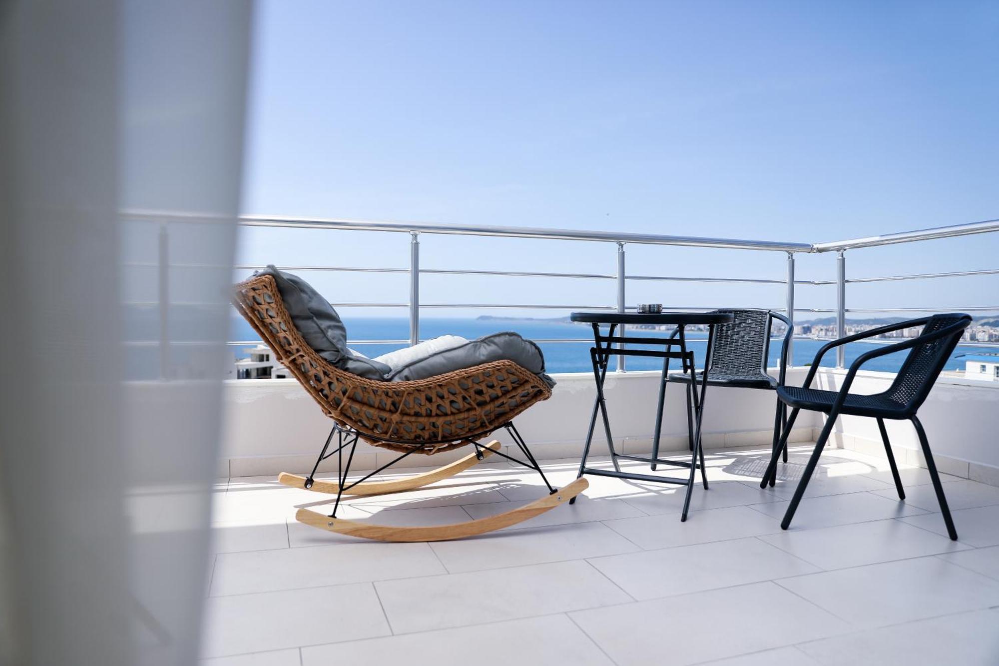 Christianna Free Parking Aparthotel Vlore